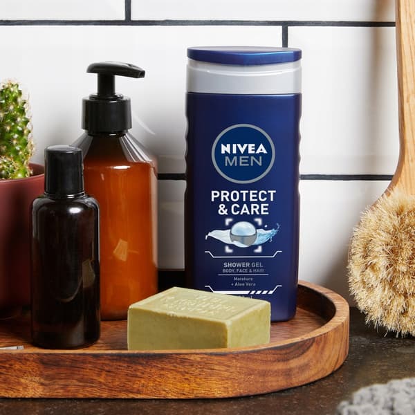 NIVEA Protect & Care Shower Gel 250 ml