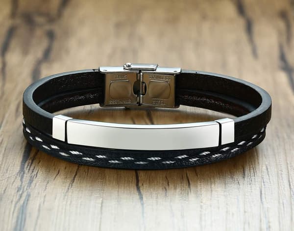 LÄDERARMBAND FÖR HERR GRAVERAT 'PAPA ICH LIEBE DICH'