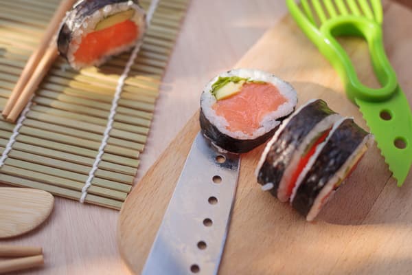 KERAMIIKKA SUSHIALUSTO