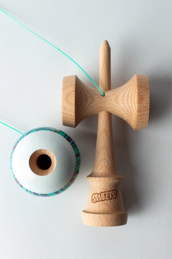 Sweets Kendama Prime Grain Split 2.0 | Laserpeli