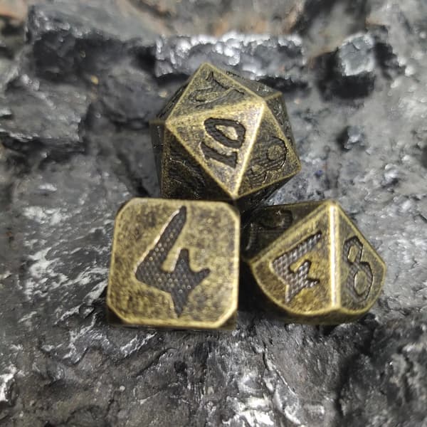 Fire Eye of Doom RPG-tärningar Set med 7 epoxitärningar