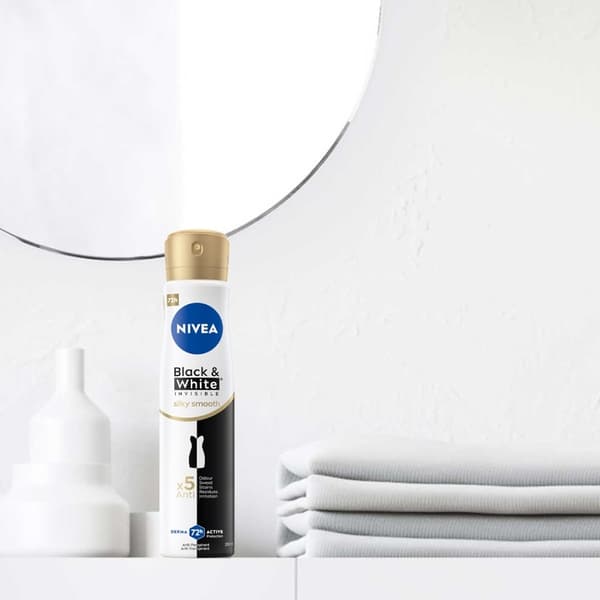 NIVEA Black & White silkeblød antiperspirant spray 250 ml