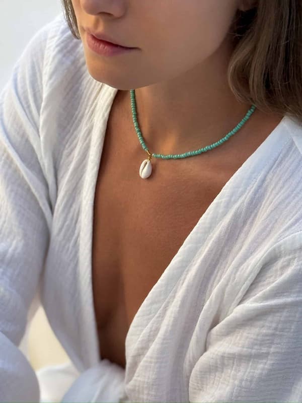 mintti choker-kaulakoru simpukalla