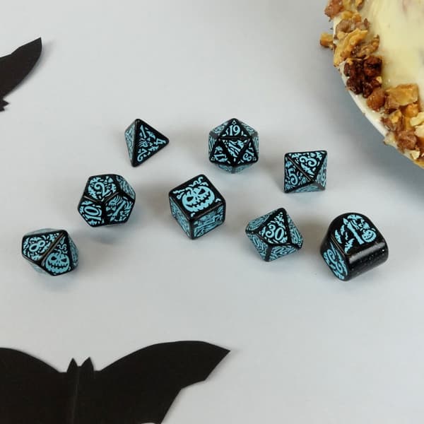 Q-Workshop Terninger Adventskalender 2023 Juleterningsæt RPG Terninger