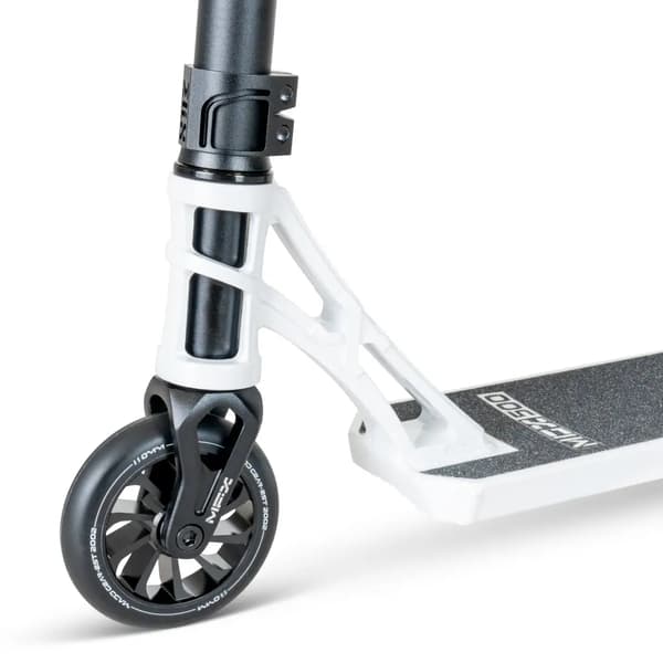 MGP MGX 500 Trick Scooter | Vit Pärla