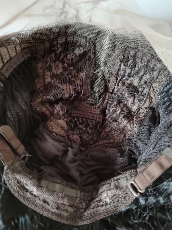 Svart peruk lace front AFROLOKI svarta täta lockar termoresistent