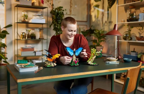 LEGO Ideas 21342 Hyönteiskokoelma