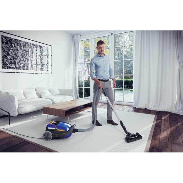 Electrolux EUOC94DB pölypussillinen imuri musta, 5 l, 850 W