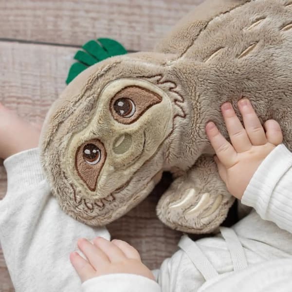 Sensorisk aktivitetskudde Sloth för spädbarn 0+ Mothercare