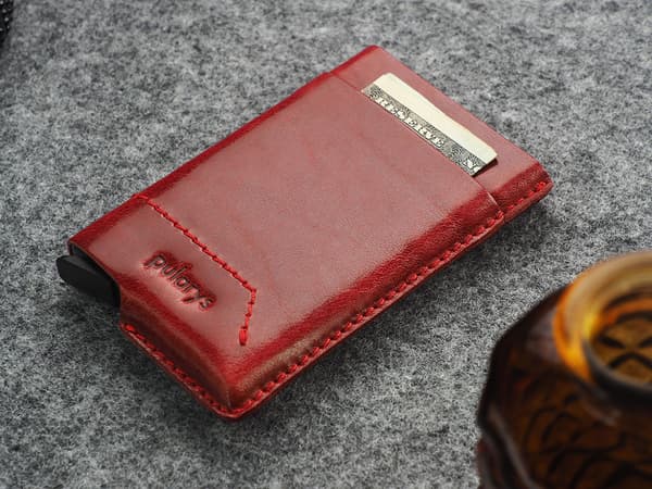 GOBI-lompakko kasviparkitusta nahasta, Nomad Red