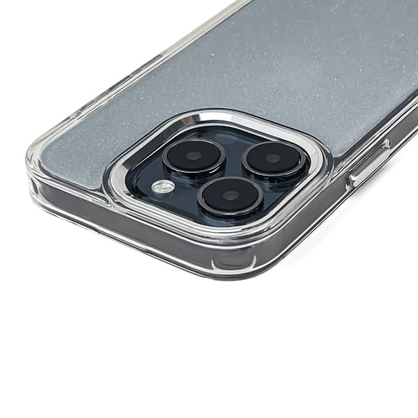 Glitterskal till iPhone 16 - transparent med glitter