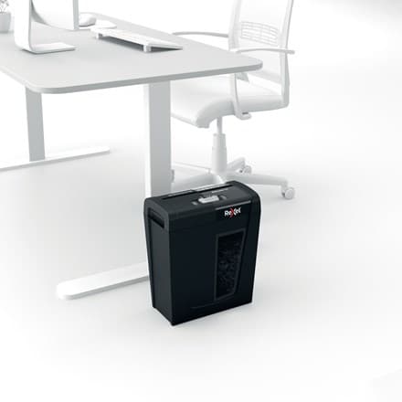 Rexel Secure X8 P4 makulator, 8 ark, 14 l, til kontor og hjem