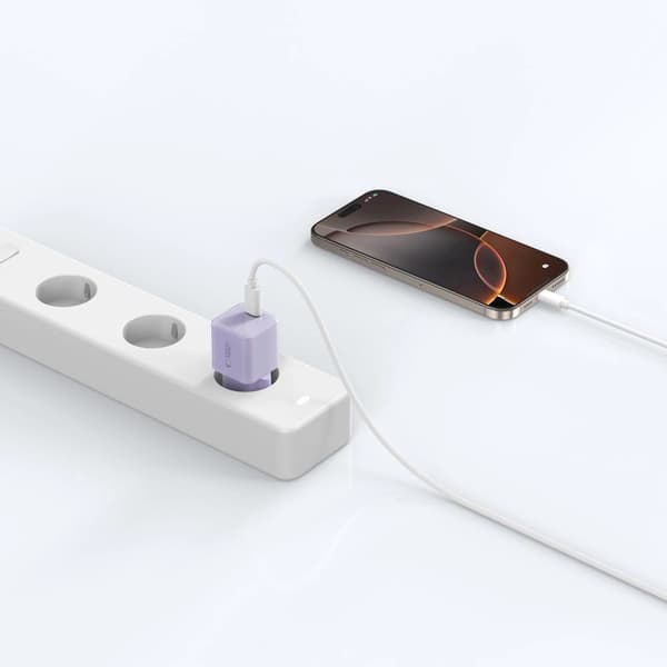 Tech-Protect NCM25 USB-C PD 25W Vægoplader - Lilla
