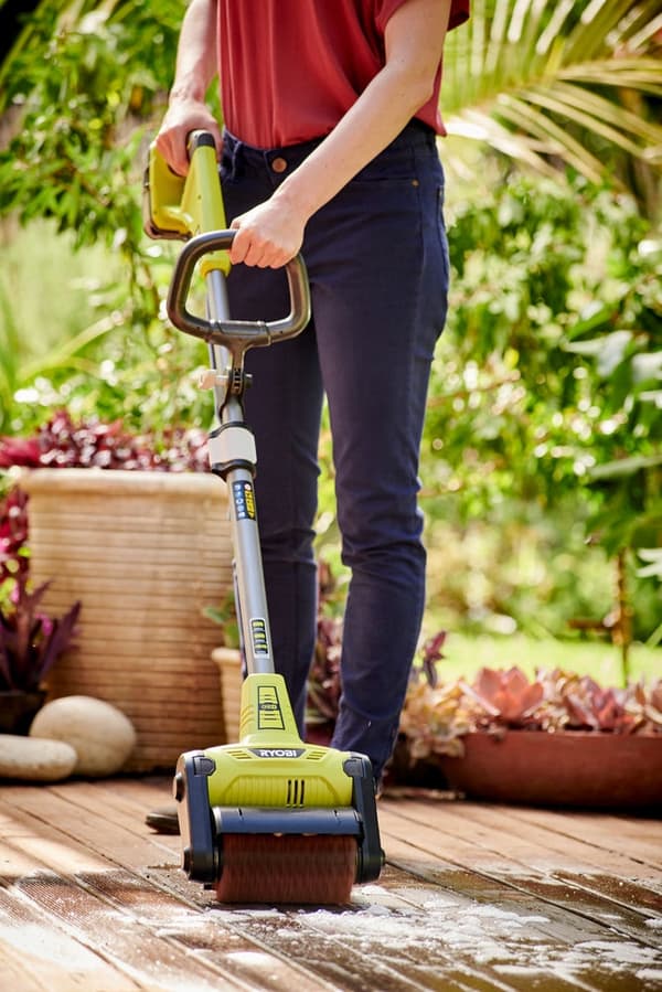 185587 RYOBI Terrasserenser 18V