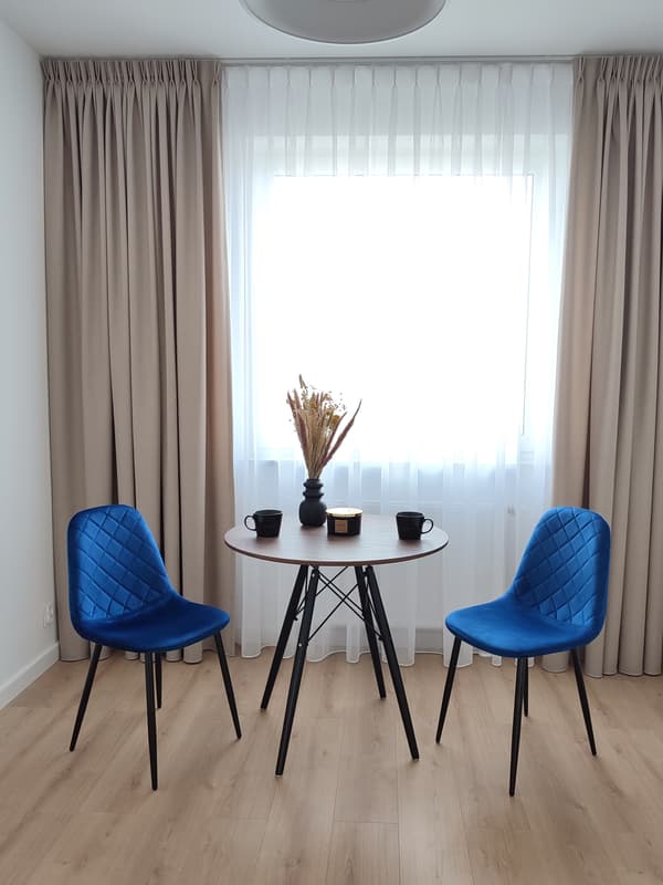 Orlando Velvet marineblå fløjlsstol