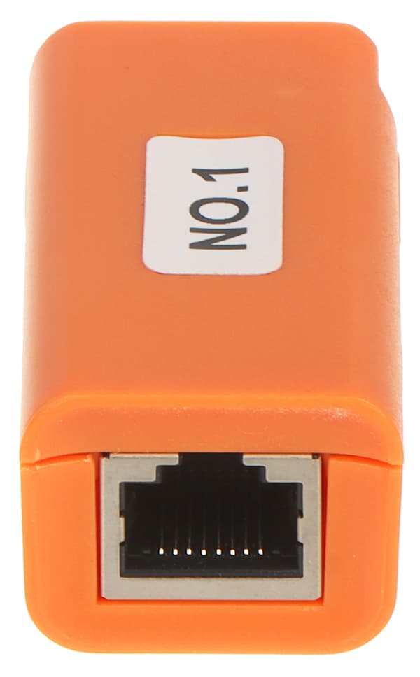 CS-TER-1/10 TERMINAATTORIPAKKAUS CCTV-TESTAREILLE