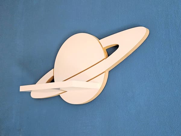 Planet Saturn hylde, rumtema