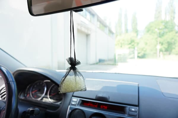 MOJE AUTO - Insenti doftpåse - svart 20g