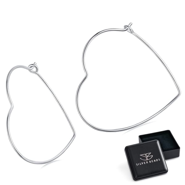 Minimalistiska hjärtformade örhängen i silver 925