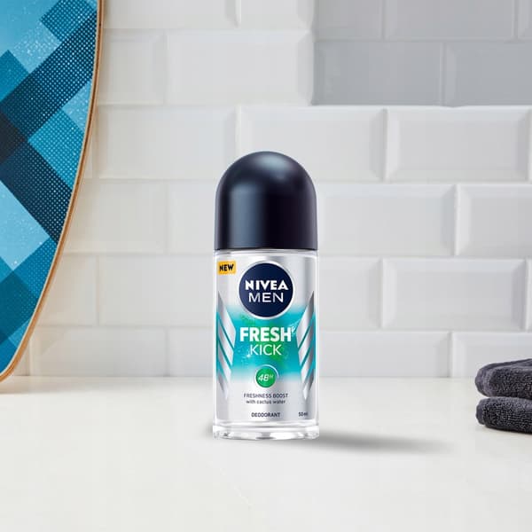 078731 NIVEA Fresh Kick antiperspirantti roll-on 50 ml