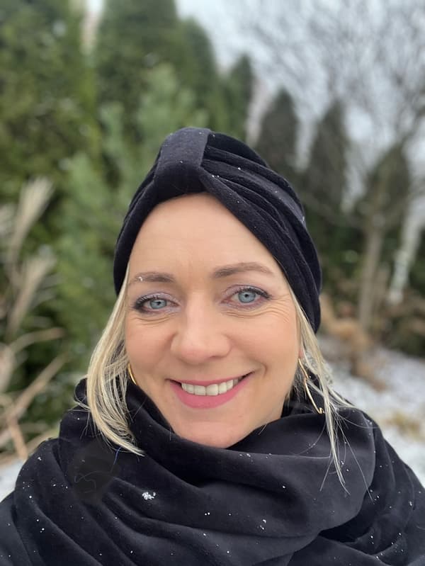 Emma Turban-sæt, sort bomuldsfløjl og bred halsvarmer
