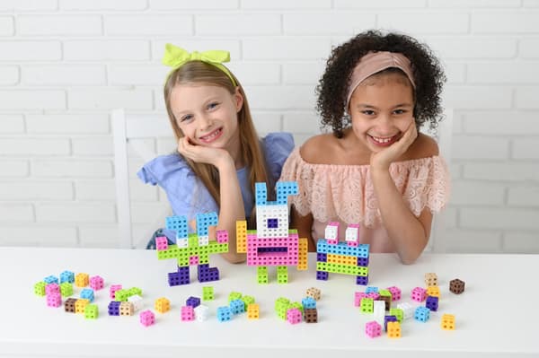 Sæt med byggeklodser - Meli Cube Pink 100 stk.