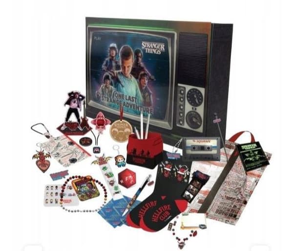 Stranger Things - 24 Överraskningar Deluxe Adventskalender - CR2084