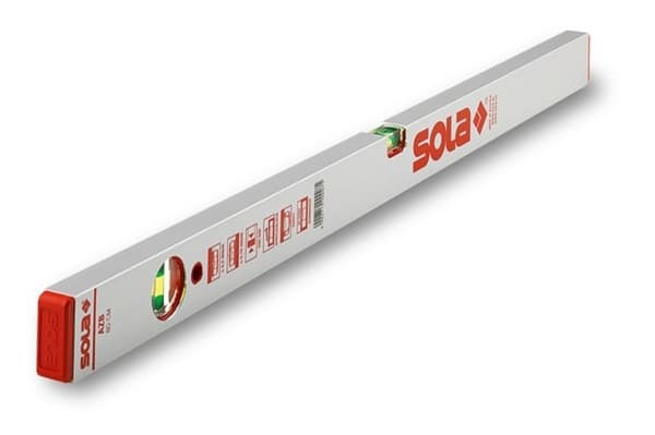 SOLA ALUMINIUM NIVÅ 80cm AV 80