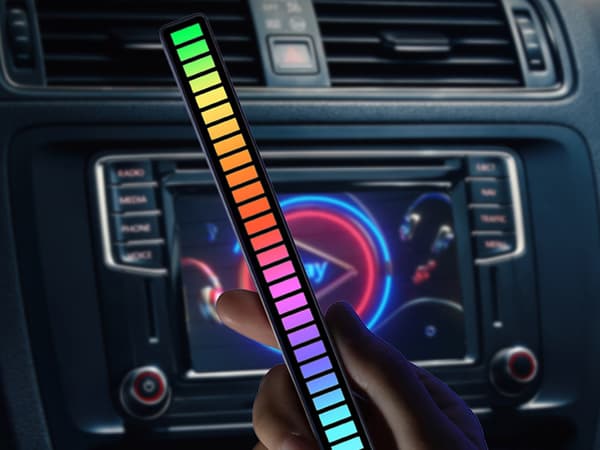 LAMPA LED RGB KABEL VIT (160) GAB_A