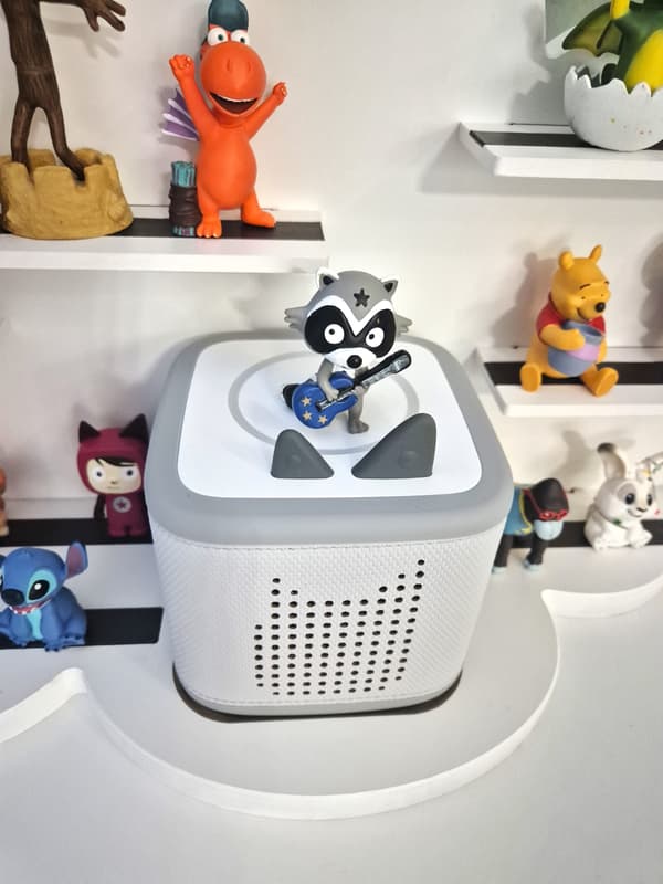 Displaystativ / hylder til lydfigurer Toniebox 2 - Cloud på base