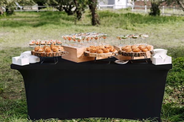 Cateringduk SVART 180cm