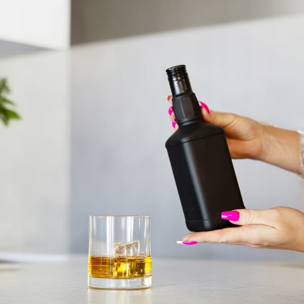 Daniel glasflaske 500 ml sort MAT til whisky, likører, alkohol, gave