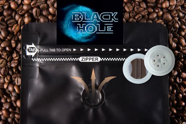 Nyrostade kaffebönsblandningar Black Hole 250g