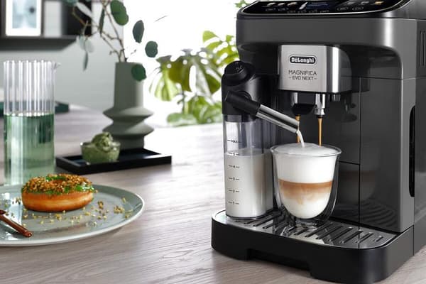Tryckkokare DE LONGHI ECAM310.60.GB Magnifica Evo Next Grå