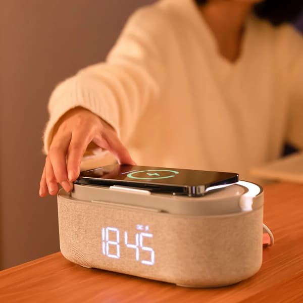 Langaton latausradiobudzik VERONA RDI920