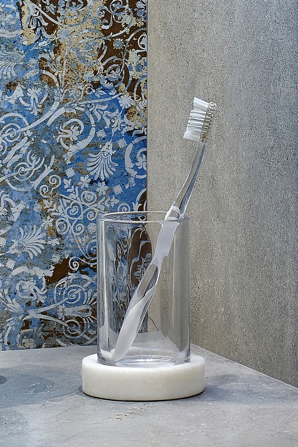 Q-BATH PREMIUM DECOR 1530 badeværelseskrus hvid marmor + glas