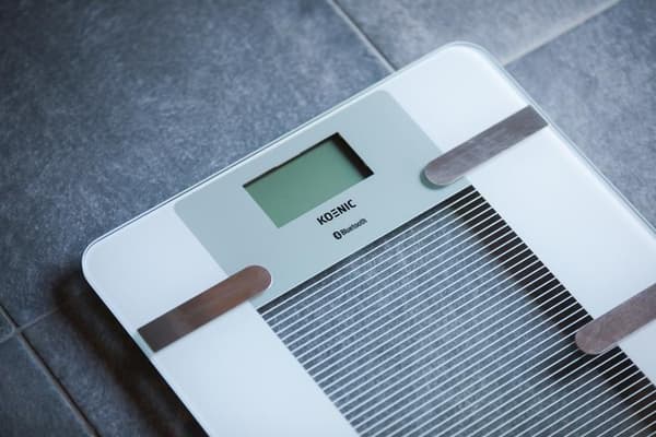 Badrumsvåg KOENIC KPS 15122 W Vit