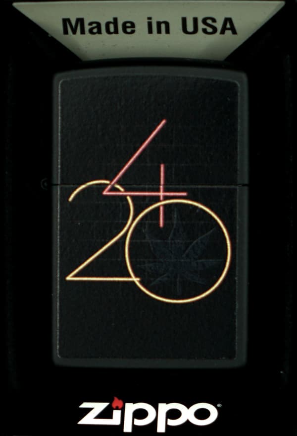 ZIPPO Lighter DESIGN 420 Gavesæt nr. 2