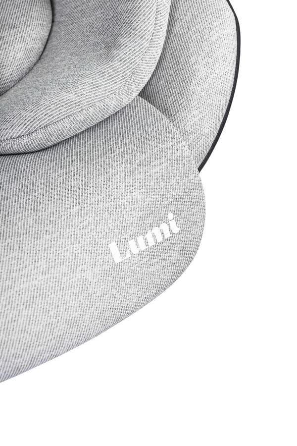 Lumi I-size lysegrå lænestol (40-150)