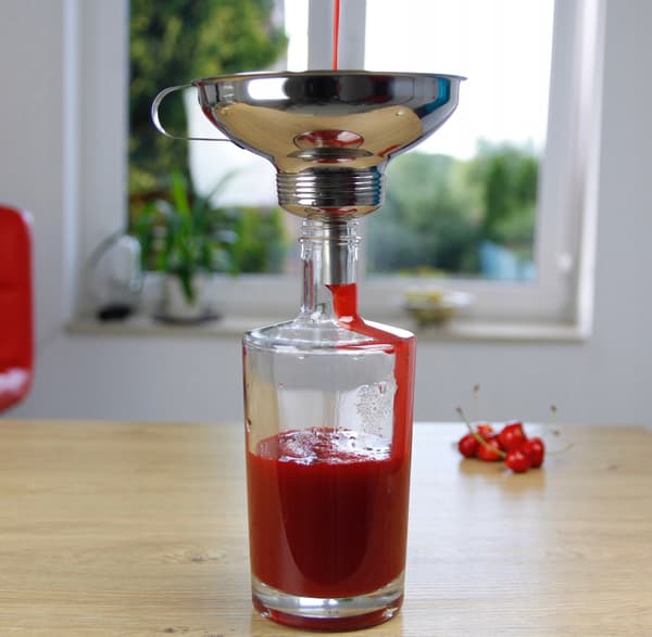 Køkkentragt i stål til glas og flasker + si