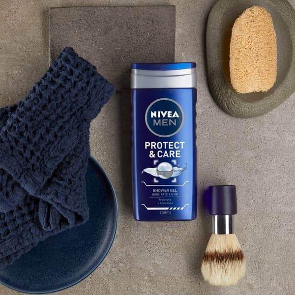 NIVEA Protect & Care Shower Gel 250 ml