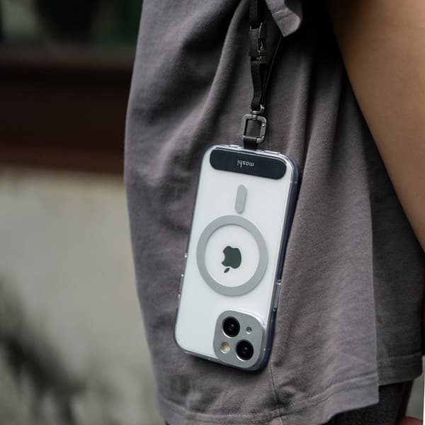 Moshi iGlaze MagSafe - iPhone 15-skal (Meteoritgrå)
