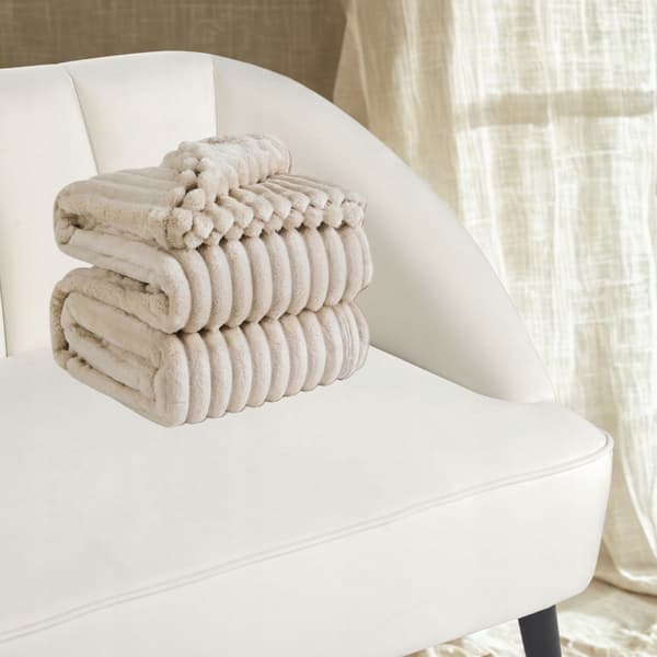 Tæppe Aura Fluffy - lys beige 200x220cm varm, ideel til efterår