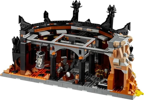 LEGO ICONS 10333 Sagan om ringen: Barad-dur