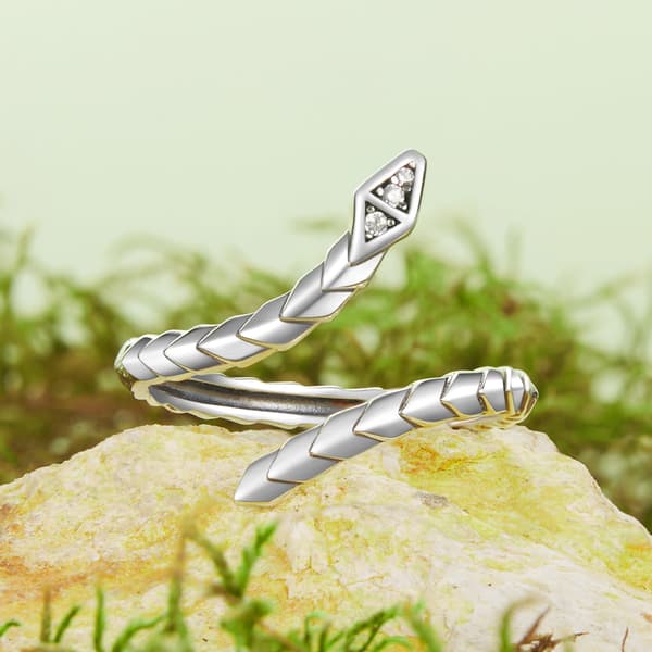 Justerbar silverring som flätar runt fingret, 925 silver