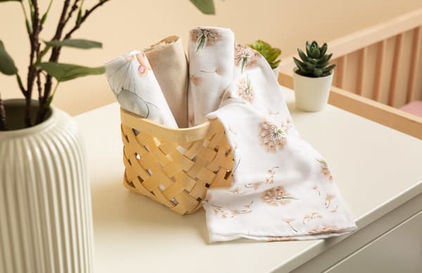 MUSLIN NAPPING GRÅ-BEIGE NALLEBJÖRN (Förpackning - 3 st)