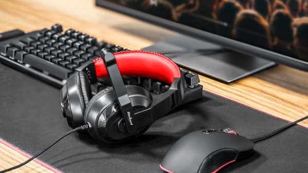 Rebel gamingheadset med mikrofon för PC