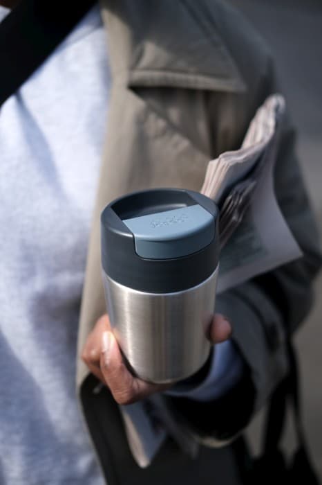 Sipp Joseph Joseph 454 ml teräksinen matkamuki