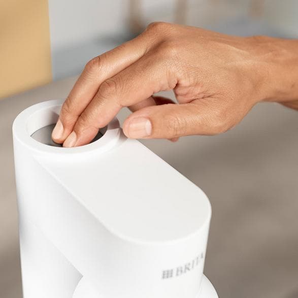 Brita sodaTRIO vandgasfier til hjemmet hvid