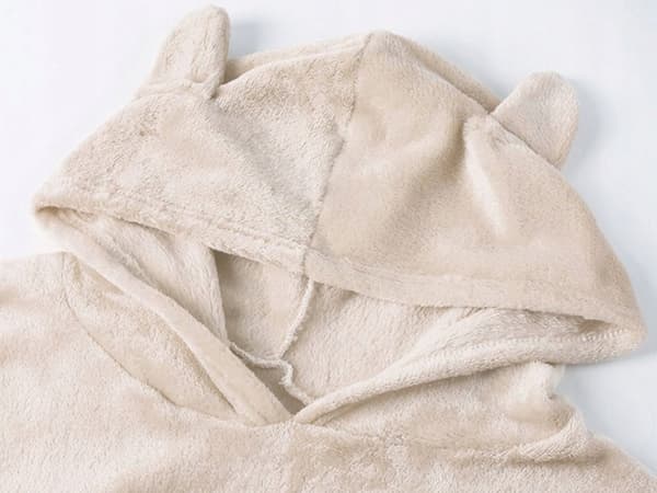 Beige yöpuku kompletti L (40)